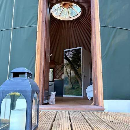 Yourte Au Milieu Des Alpagas Un Reve Accessible Ferienhaus